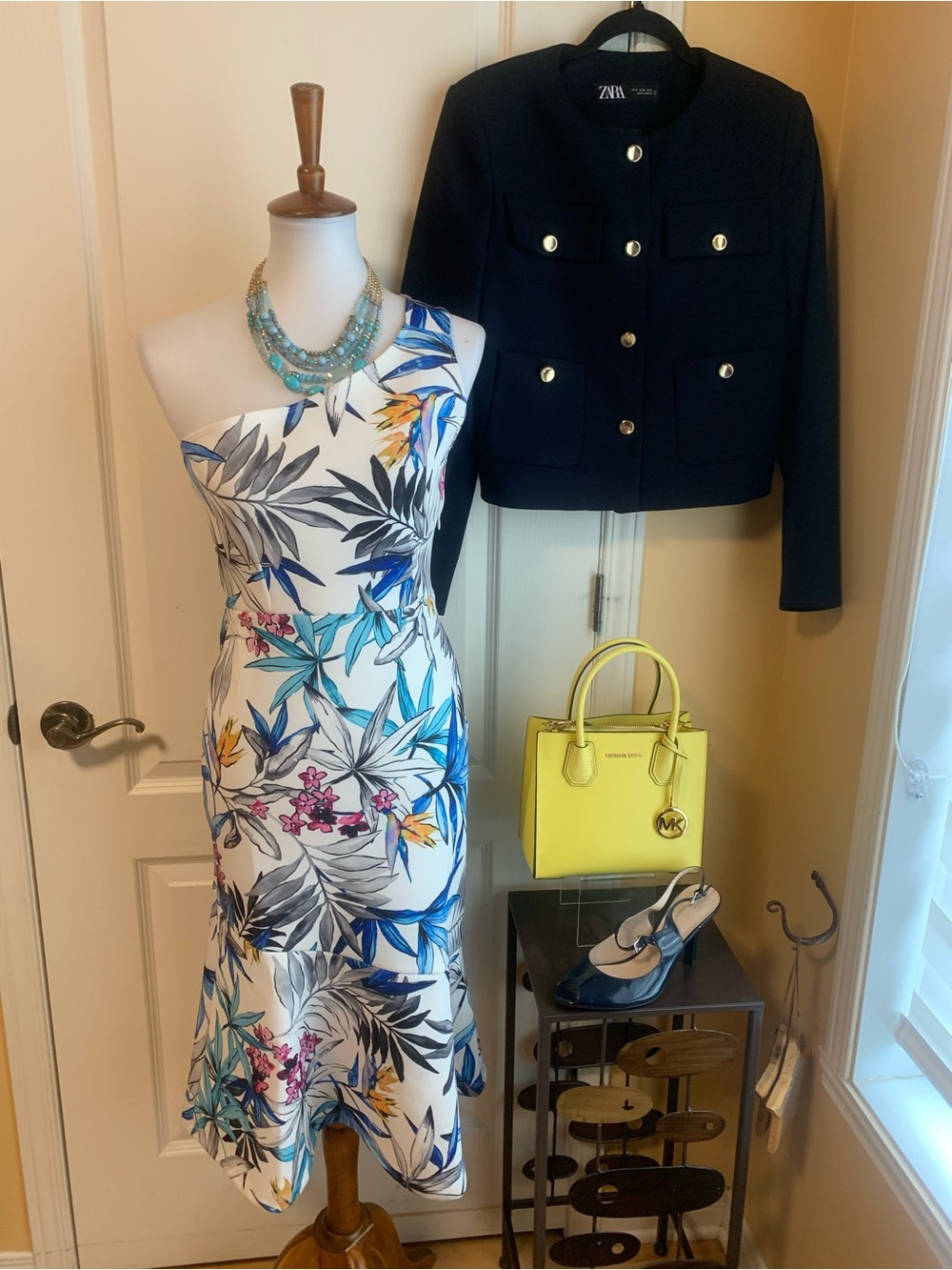 Floral One-Shoulder gown dress Viertola